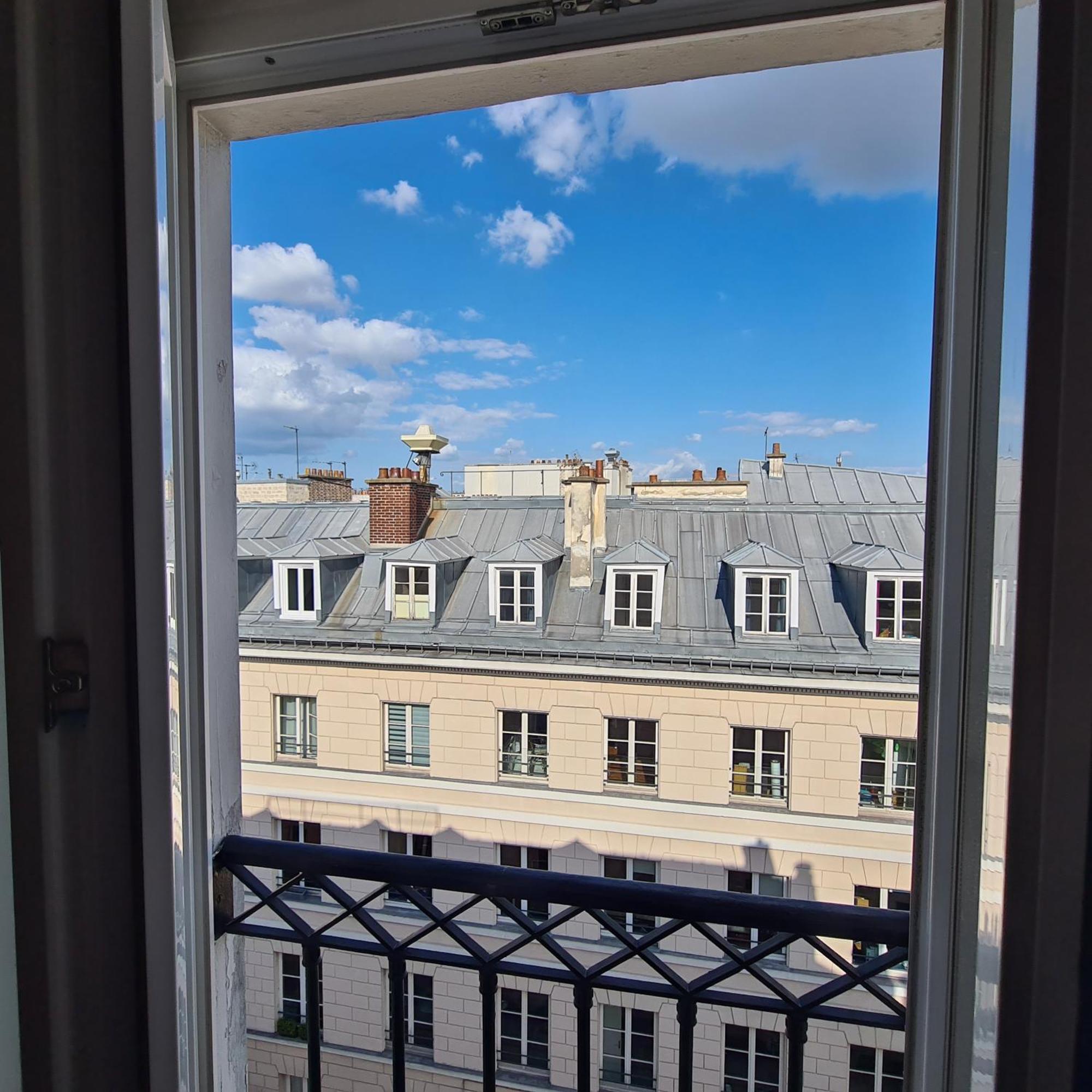 Hotel La Louisiane Parigi Esterno foto